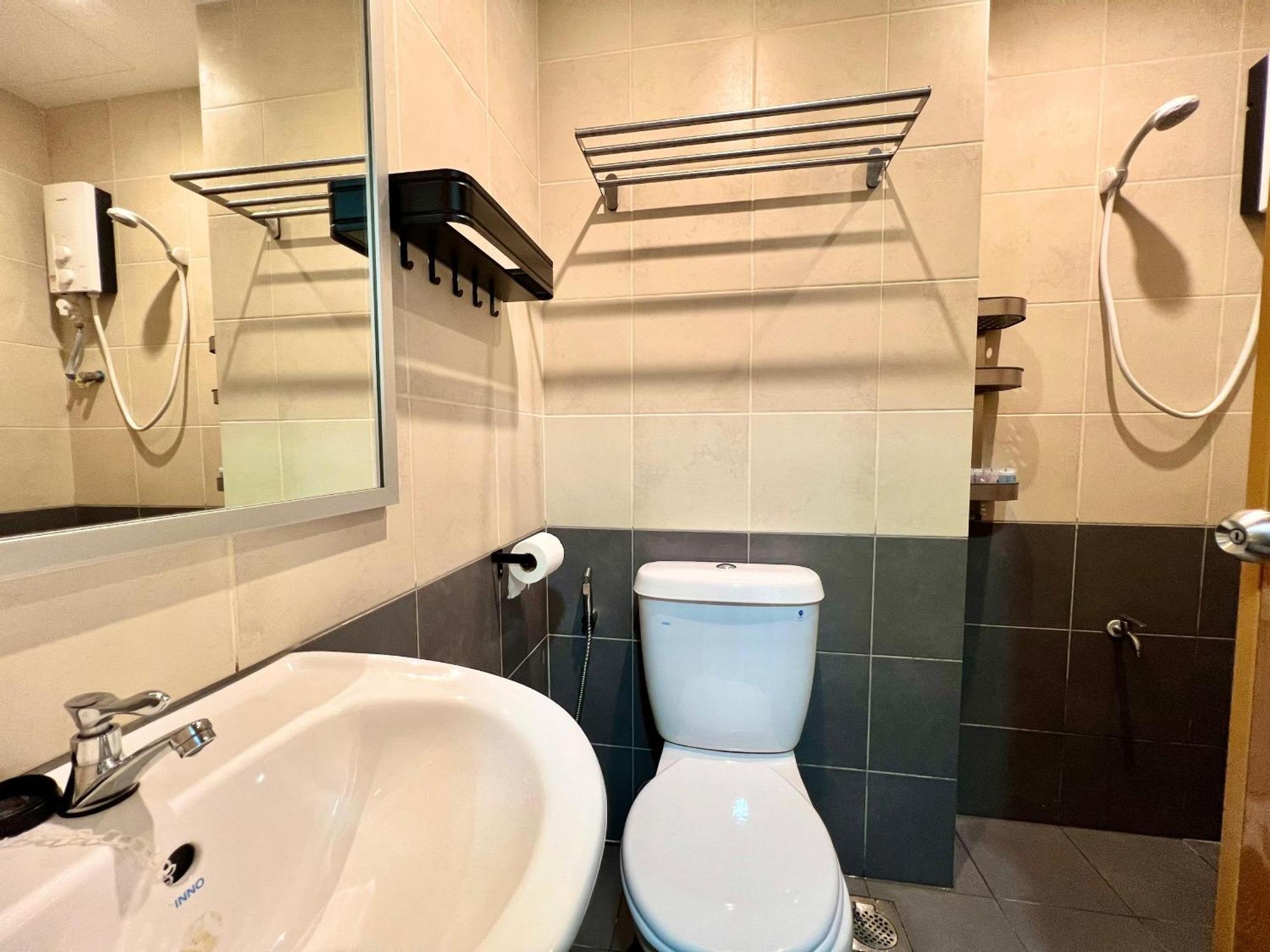 New Margo Hotel Kk كوتا كينابالو المظهر الخارجي الصورة